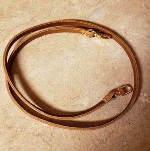 43" Shoulder/Crossbody Leather Strap